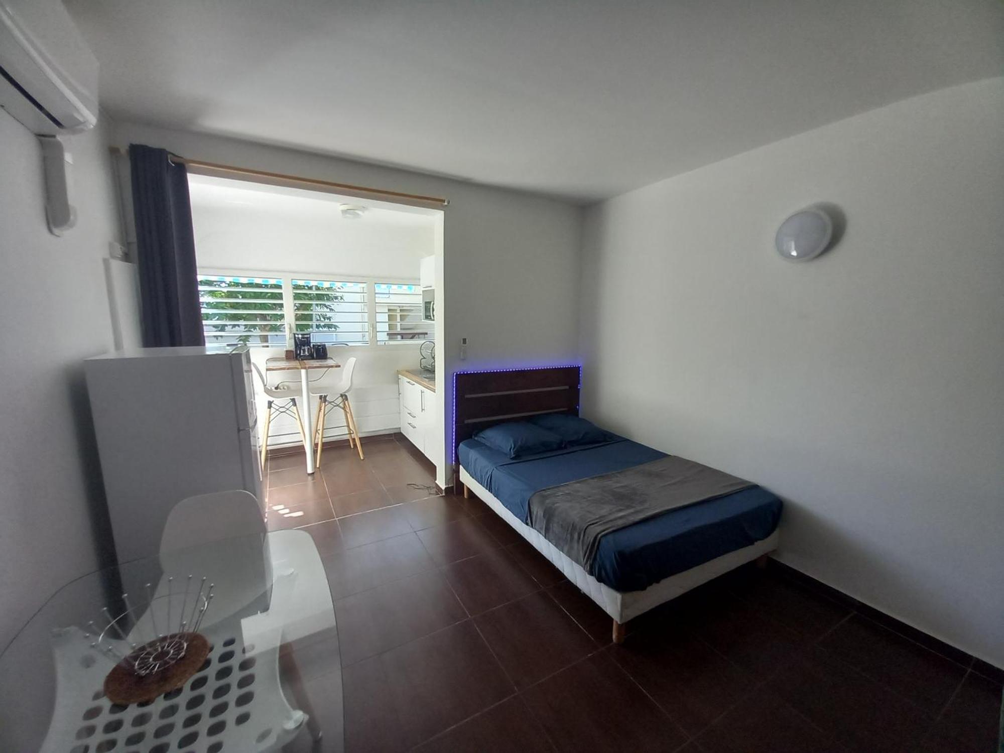 Le Studio Oncle Sam - Acces Piscine Et Plage Le Gosier  Zewnętrze zdjęcie